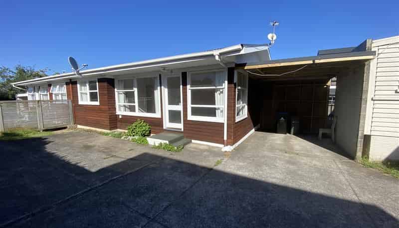 2/411 Mount Albert Road, Mount Roskill