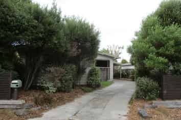 8 Saturn Crescent, Milson