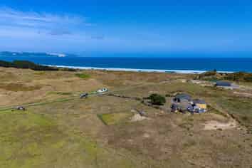 668B Sandhills Road, Ahipara