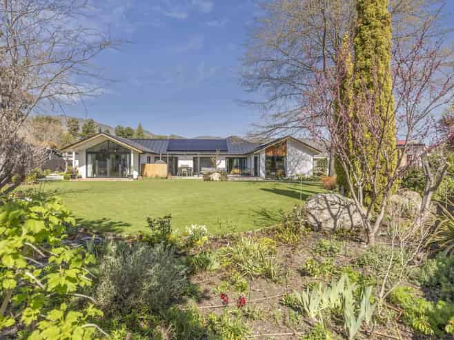 60 Neplusultra Street, Cromwell