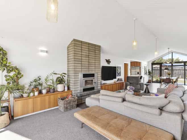 60 Neplusultra Street, Cromwell