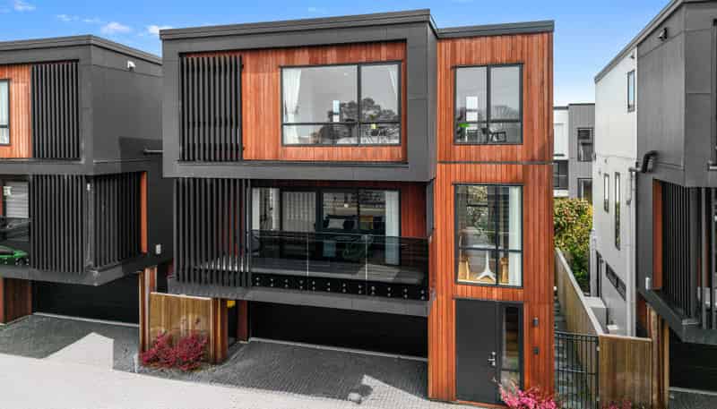 5B Lomond Street, Takapuna