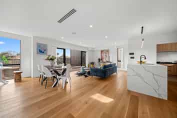 5B Lomond Street, Takapuna