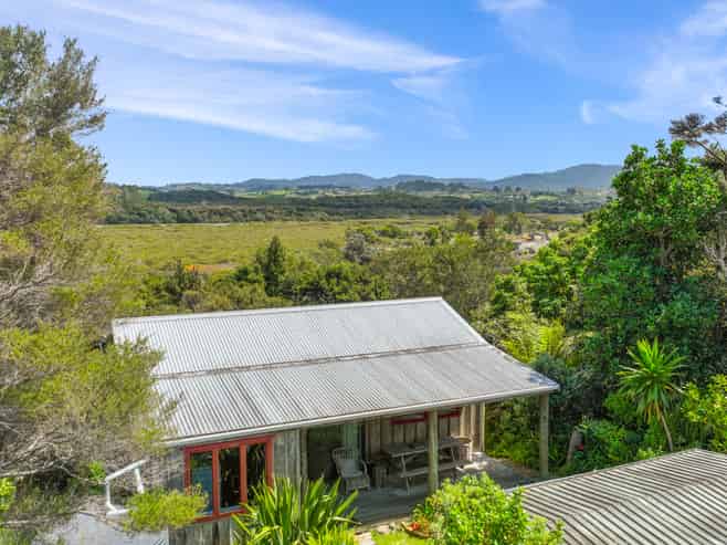 6 Thelma Road South, Mangawhai Heads