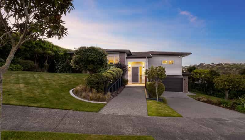 17 Dusky Crescent, Aotea