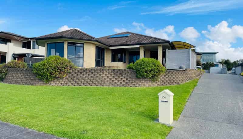 24 Omana Heights Drive, Maraetai