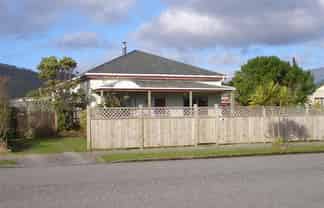 101 Blake Street, Blaketown