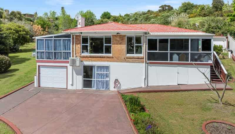 16 Toetoe Road, Otaika