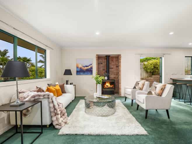 12 Tauranga Place, Orewa