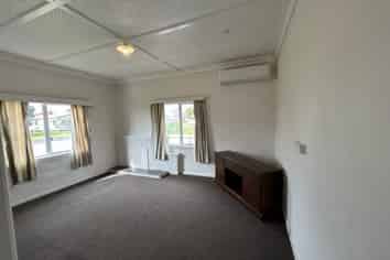 5 Strange Street, Waitara