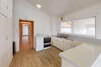 390 Wellington Road, Marton