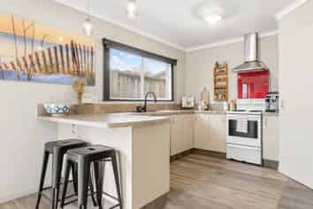 28b Dingadee Street, Welcome Bay