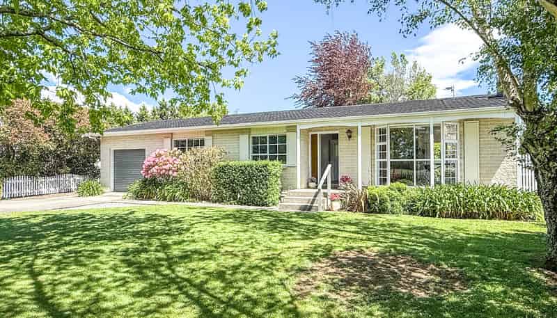 14 Papawai Road, Greytown