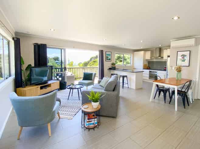 33 Whaanga Road, Raglan