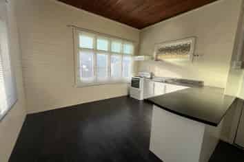 285B Fitzherbert Avenue, West End
