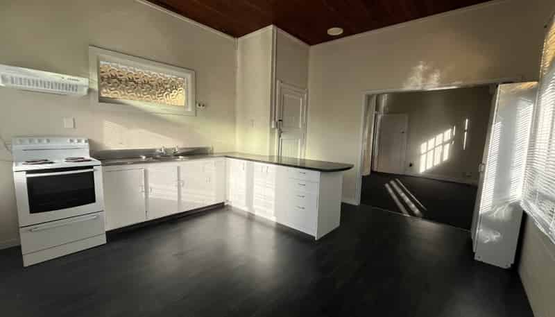 285B Fitzherbert Avenue, West End