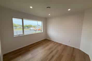 2 Carrick Glen Avenue, Flat Bush