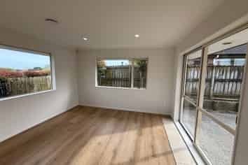 2 Carrick Glen Avenue, Flat Bush