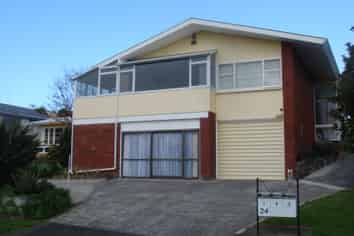 1/24 Grassways Avenue, Pakuranga Heights