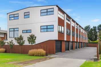2/63 Tawa Street, Mount Maunganui
