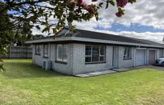 18B Challen Close, Conifer Grove