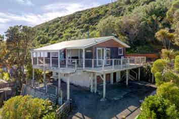 16B Lake Ferry Road, Lake Ferry