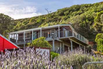 16B Lake Ferry Road, Lake Ferry