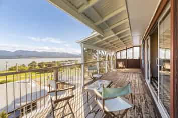 16B Lake Ferry Road, Lake Ferry