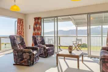 16B Lake Ferry Road, Lake Ferry