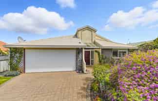 26 Beach Haven Place, Paraparaumu Beach