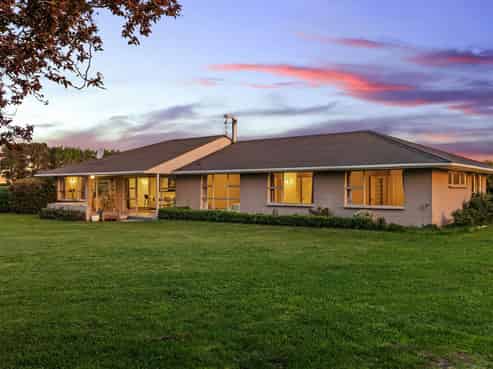 755 Sandy Knolls Road, West Melton