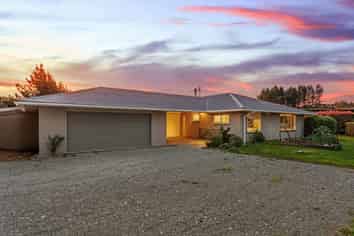 755 Sandy Knolls Road, West Melton