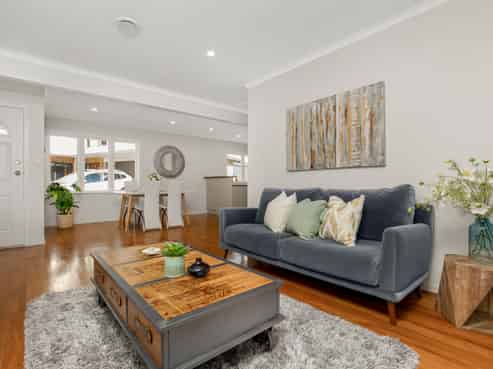 14 Hira Way, Hillsborough