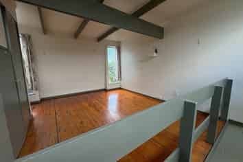 9/11 Bracken Avenue, Epsom