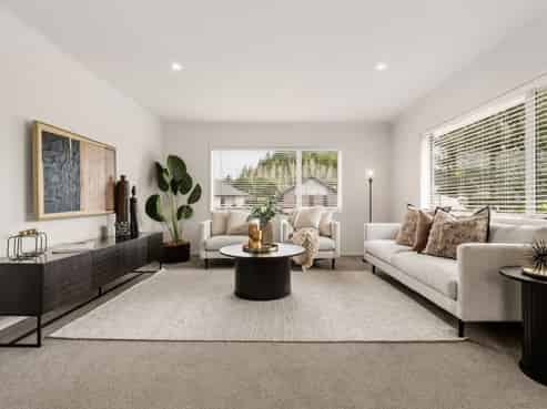 265 Lakes Boulevard, Pyes Pa