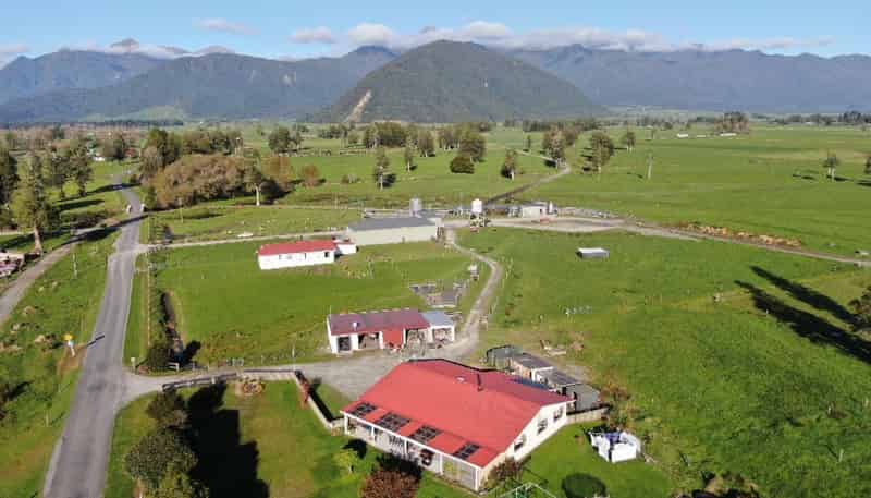 212-222 Municipal Road, Hokitika