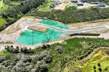 10   Streamview Way, Long Bay