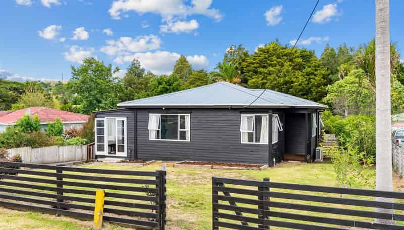  16 Batten Street, Wellsford