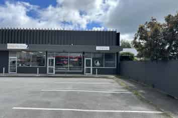 Office or retail for lease