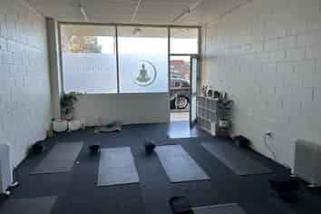 Office or retail for lease