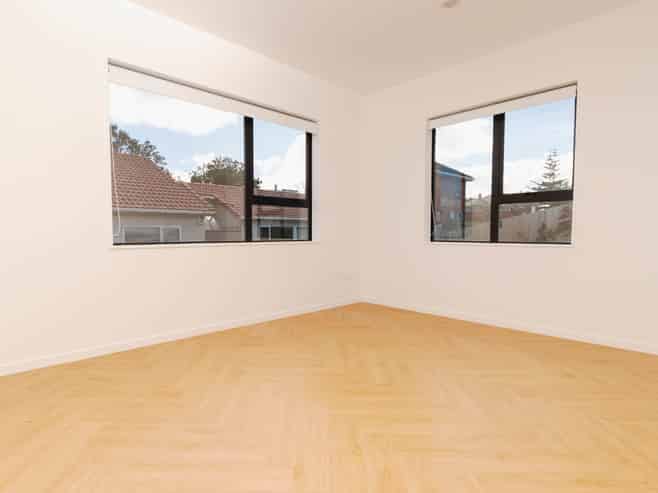 328A Hillsborough Road, Hillsborough