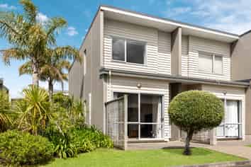 8/7 Kelvin Hart Drive, East Tamaki