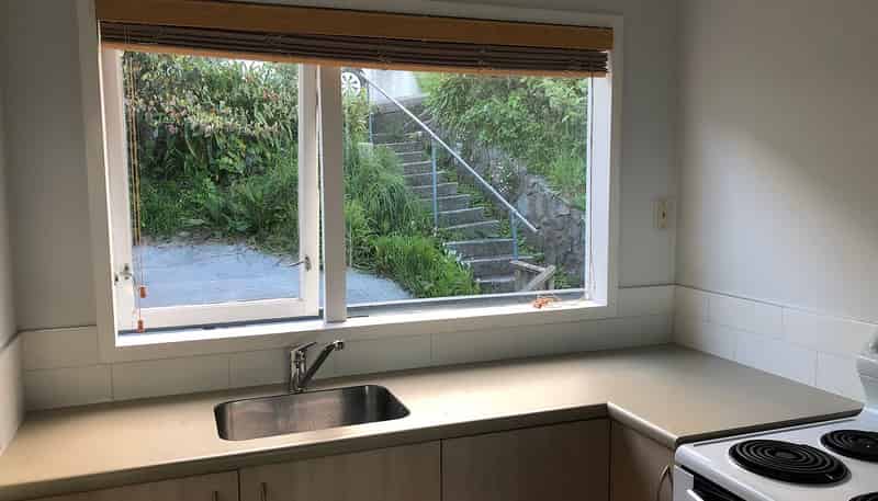 2/29 Winston Street, Crofton Downs