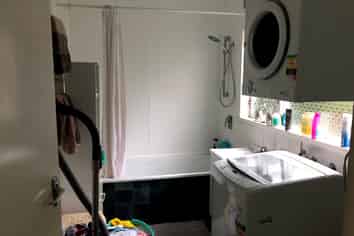 2/29 Winston Street, Crofton Downs