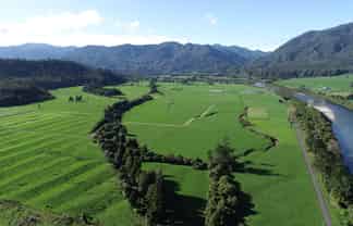 451 Umere Road, Karamea