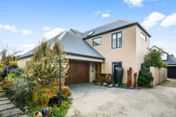 140 Memorial Avenue, Burnside