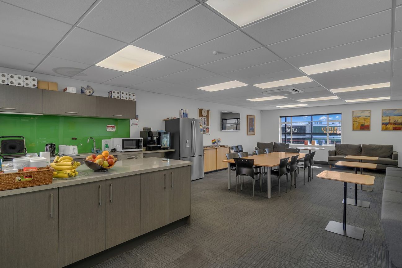 For Lease-Quality office with exceptional profile – pohled 6