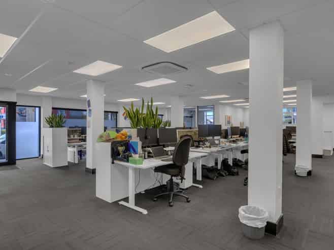 For Lease-Quality office with exceptional profile