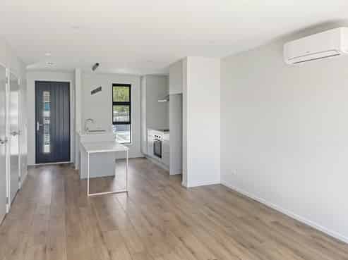 3/11 Lees Grove, Wainuiomata