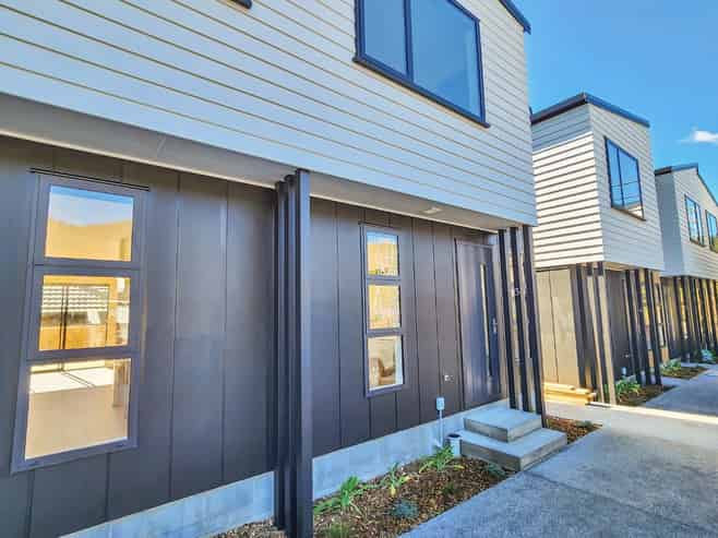 3/11 Lees Grove, Wainuiomata